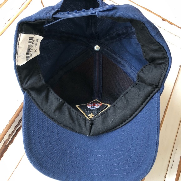 Boy Scouts Tiger Cub Hat and Pin - Picture 7 of 8